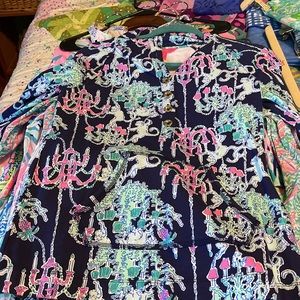 Lilly Pulitzer size xs shirt euc popover